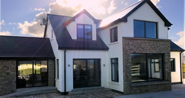 15 Rinn na Mara Dunfanaghy - patio area to rear of house