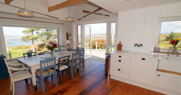 The Sea House Dungloe - dining area