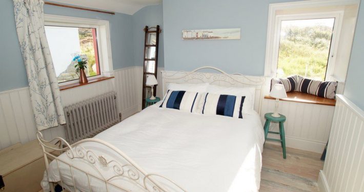 The Sea House Dungloe - double bedroom